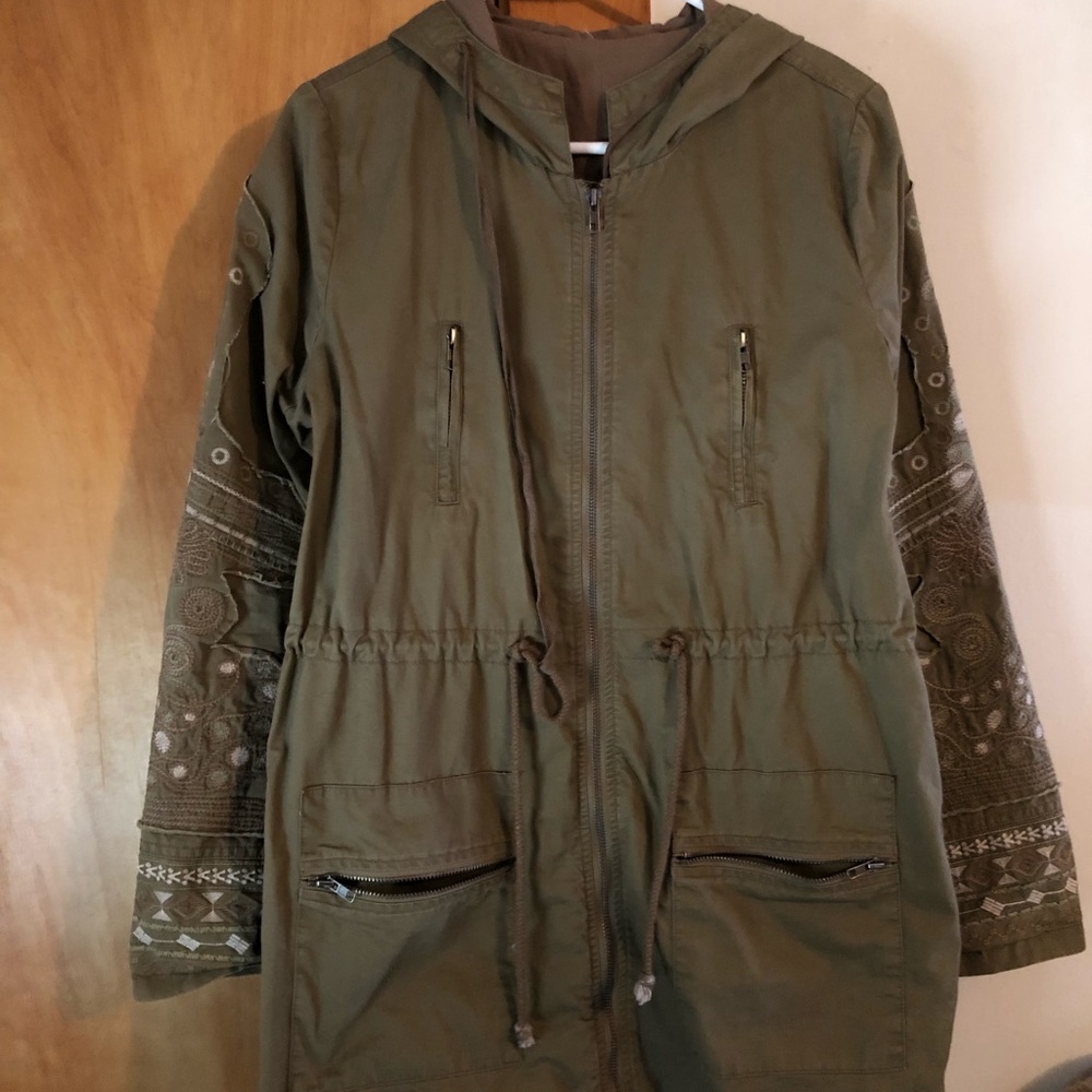 Embroidered military jacket!